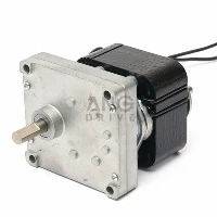 Motor cu transmisie de curent alternativ cu unghi umbrit